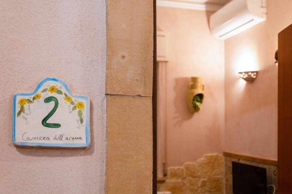 Casa Della Giara Parcheggio Supermercato A 200M Giarre Buitenkant foto