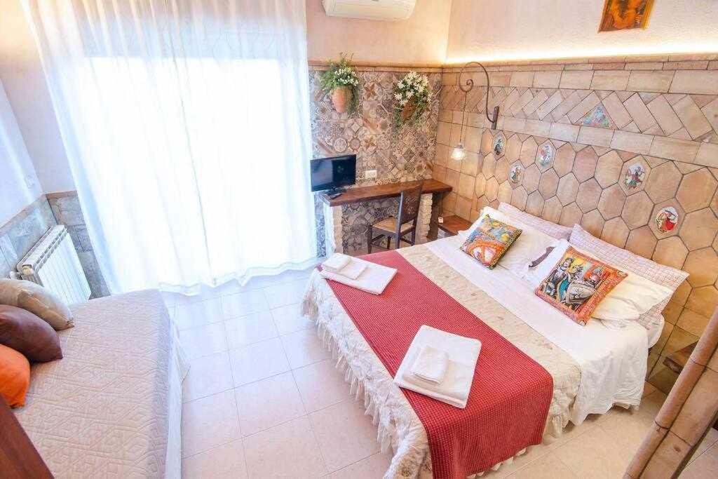 Casa Della Giara Parcheggio Supermercato A 200M Giarre Buitenkant foto